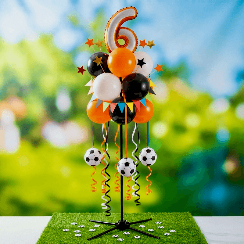 Kleurrijke ballontrossen voor een voetbalverjaardag voor kinderen