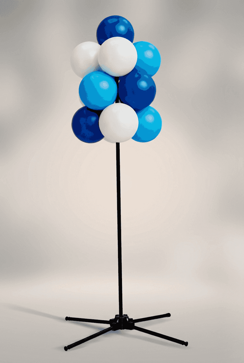 Hangende balloncluster in pastelkleuren
